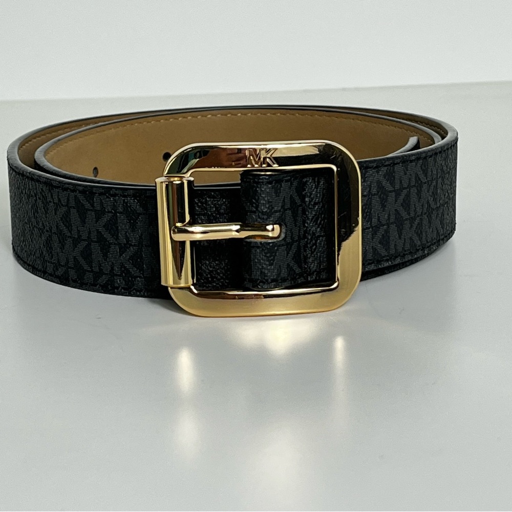 NWOT MICHAEL KORS Subtle Logo Print Faux Leather Belt Women’s S Preppy Classic